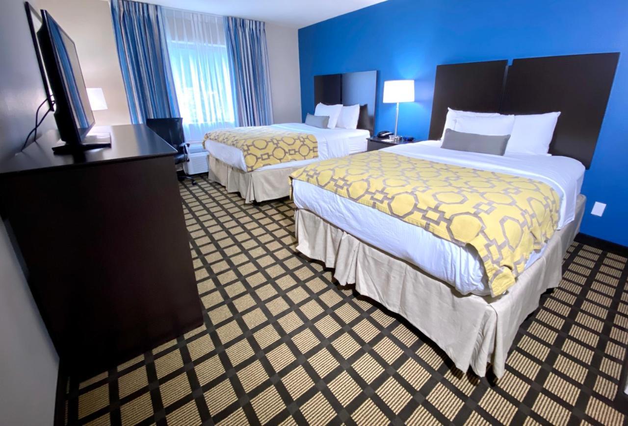 Hotel Baymont By Wyndham Latham Albany Airport Extérieur photo