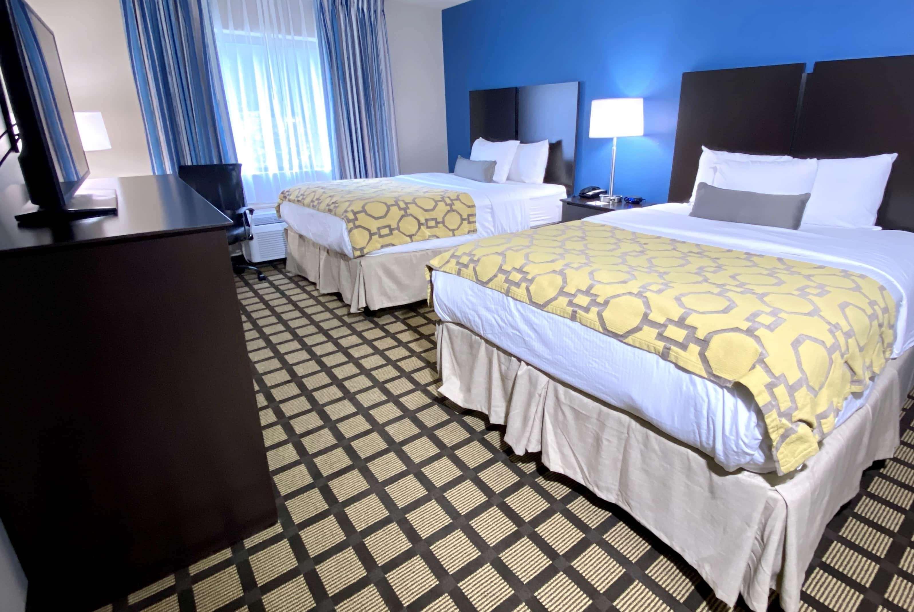 Hotel Baymont By Wyndham Latham Albany Airport Extérieur photo