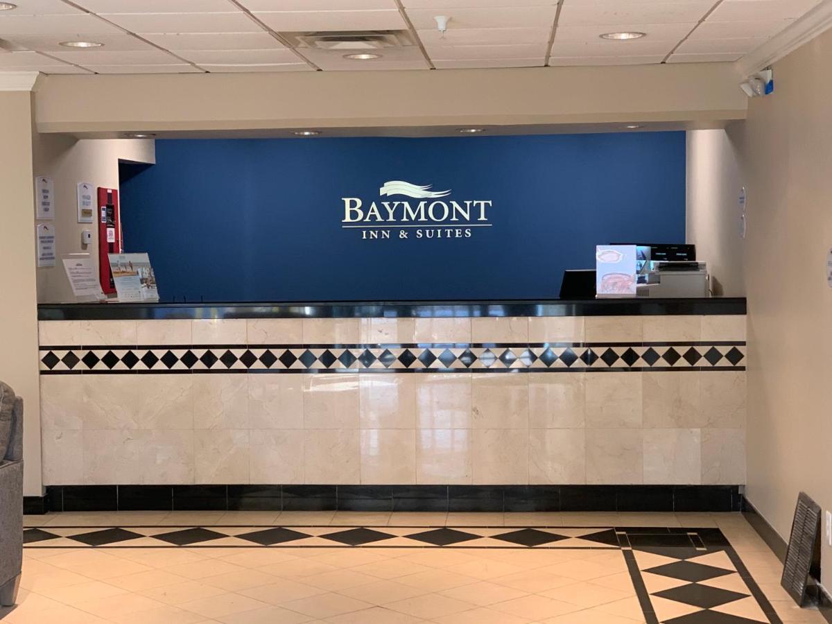 Hotel Baymont By Wyndham Latham Albany Airport Extérieur photo