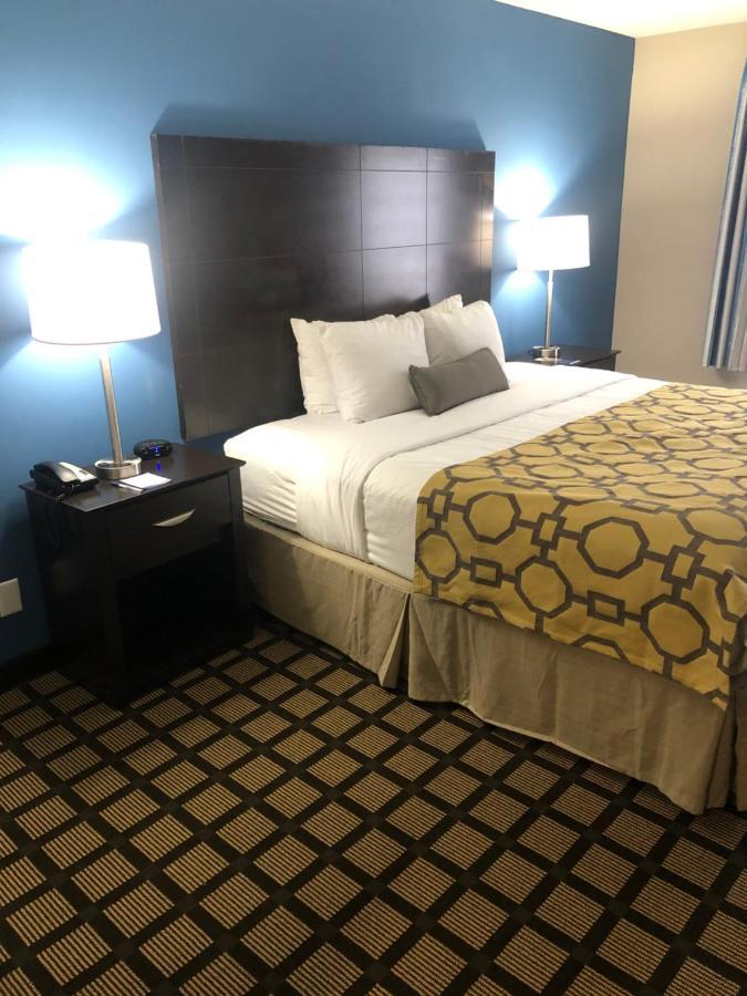 Hotel Baymont By Wyndham Latham Albany Airport Extérieur photo